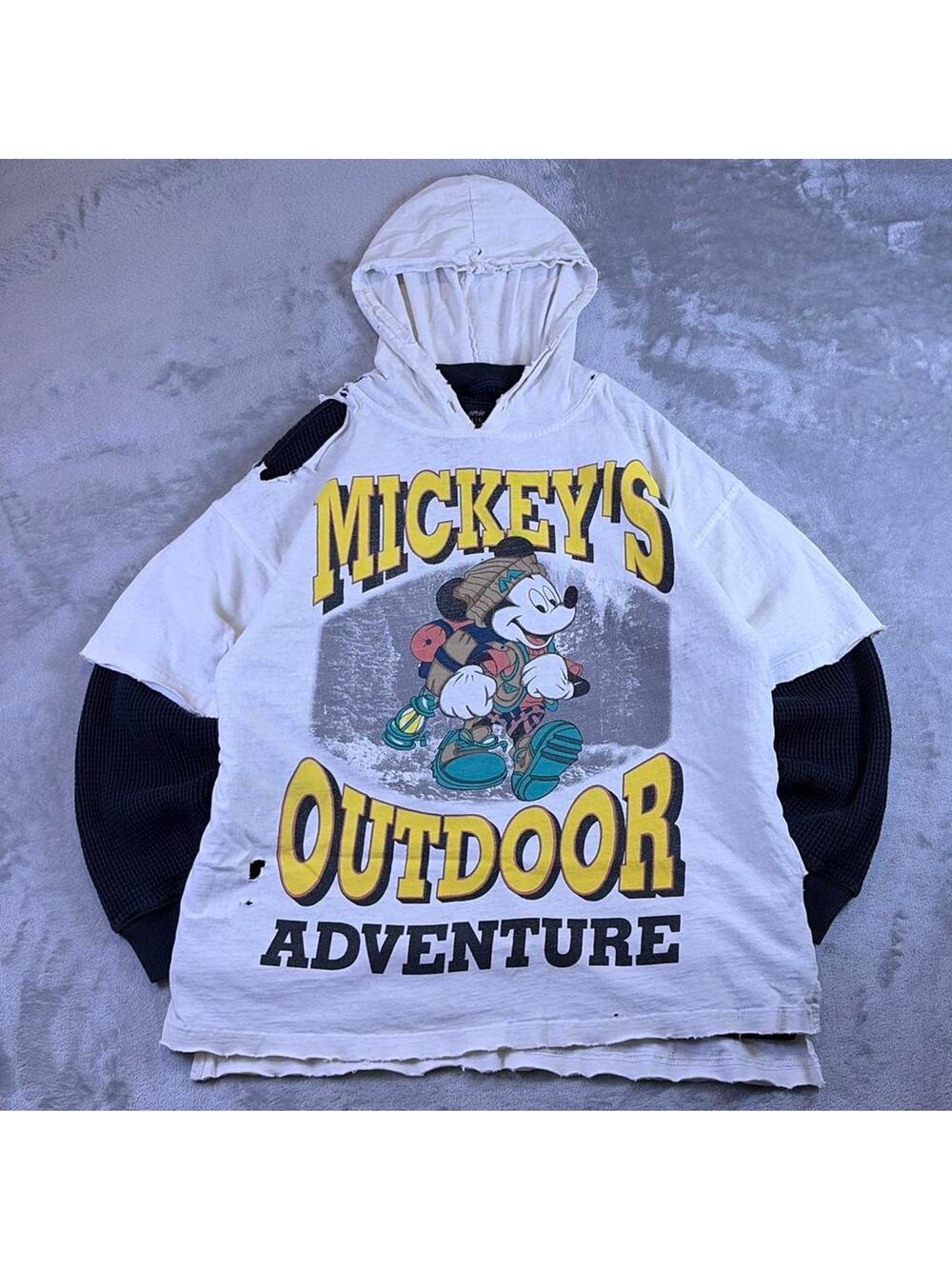 Vintage 90s Disney Mickeys Outdoor Adventure Hooded Sweatshirt White Rare SZ L